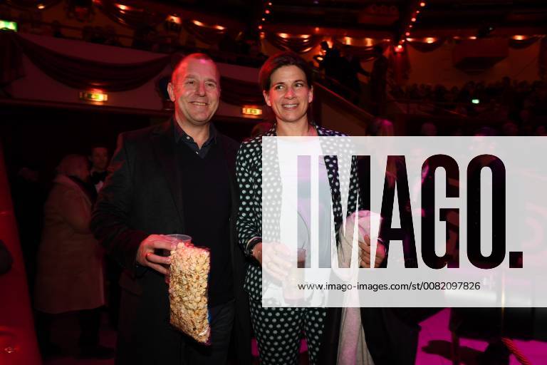 Heino Ferch mit Ehefrau Marie-Jeanette Premiere Circus Krone 3. Winterprogramm Manege Circus Kronebau München 01.03.2018.