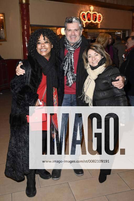 Joan Orleans, Alexander Nino Korda und Gast bei der Premiere vom 3. Winterprogramm 2018 des Circus Krone im Kronebau. München