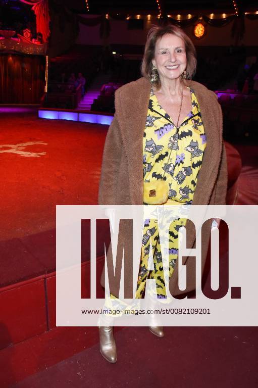 Diana Körner bei der Premiere vom 3. Winterprogramm 2018 des Circus Krone im Kronebau. München