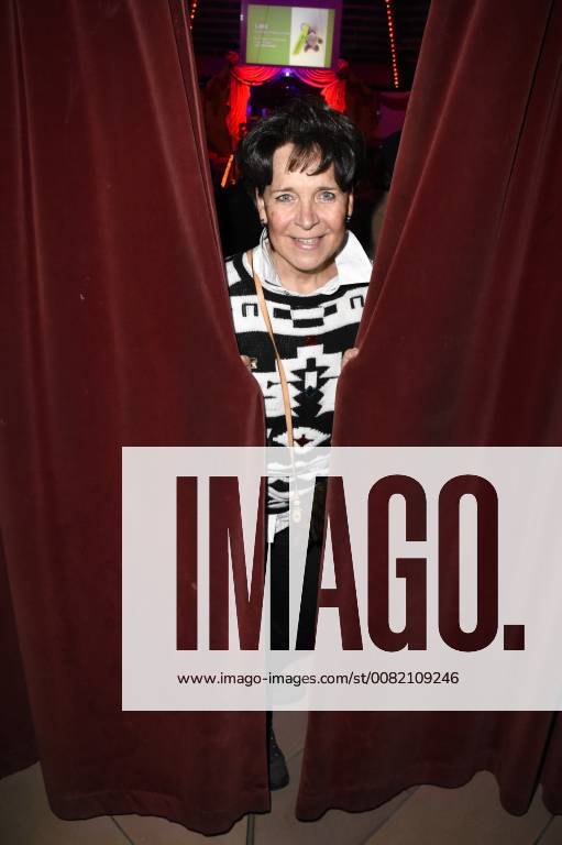 Gerda Steiner bei der Premiere vom 3. Winterprogramm 2018 des Circus Krone im Kronebau. München