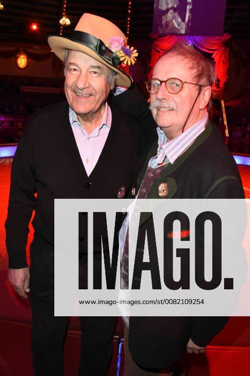 Manfred Schnelldorfer und Wolfgang M. Prinz bei der Premiere vom 3. Winterprogramm 2018 des Circus Krone im Kronebau. München