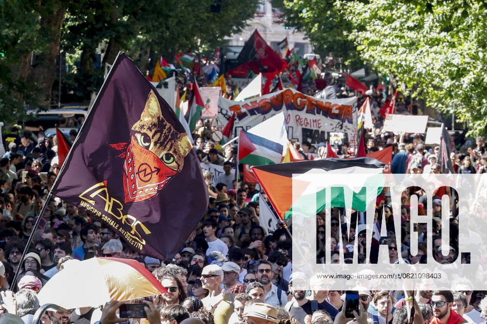 Demonstration against the Italian government s security decree in Rome ROME, ITALY - MAY 31: Palestinian flags are seen during a demonstration against the Italian government s security decree in Rome, Italy, on May 31, 2025. Riccardo De Luca Anadolu Rome Italy. Editorial use only. Please get in touch for any other usage.