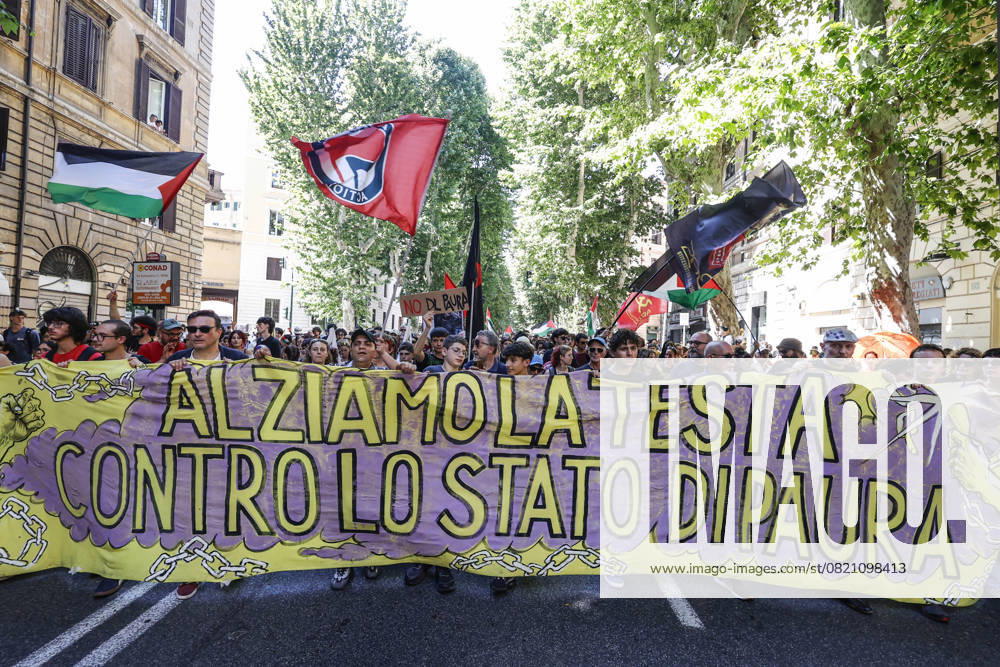 Demonstration against the Italian government s security decree in Rome ROME, ITALY - MAY 31: Palestinian flags are seen during a demonstration against the Italian government s security decree in Rome, Italy, on May 31, 2025. Riccardo De Luca Anadolu Rome Italy. Editorial use only. Please get in touch for any other usage.