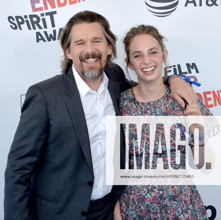 Actors Ethan Hawke (L) and Maya Hawke attend the 33rd annual Film Independent Spirit Awards in Santa Monica, California on March 3, 2018. LAP20180303250 JIMxRUYMEN