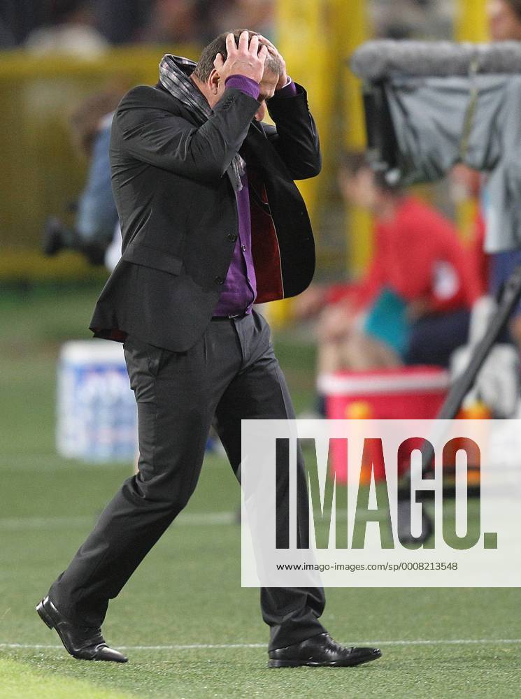 FUSSBALL - UEFA CL Quali, Videoton vs Sturm SZEKESFEHERVAR, - UEFA Champions League, Qualifikation, Videoton FC vs SK Sturm Graz. Bild zeigt die Enttäuschung von Trainer Franco Foda (Sturm).