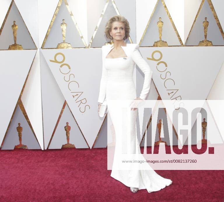 Actress Jane Fonda arrives on the red carpet for the 90th annual Academy Awards at the Dolby Theatre in the Hollywood section of Los Angeles on March 4, 2018. LAP20180304051 JOHNxANGELILLO