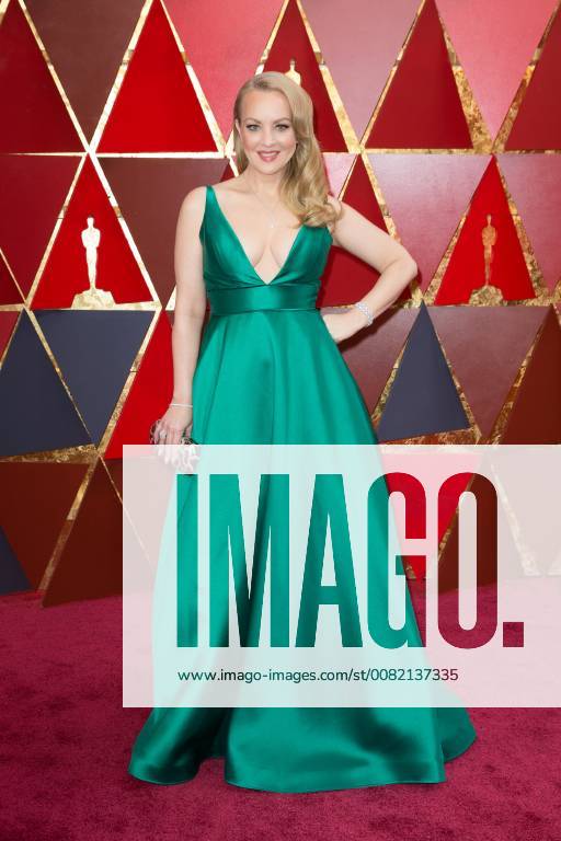 Wendi McLendon-Covey arrives at the live ABC Telecast of The 90th Oscars® at the Dolby® Theatre in Hollywood, CA on Sunday