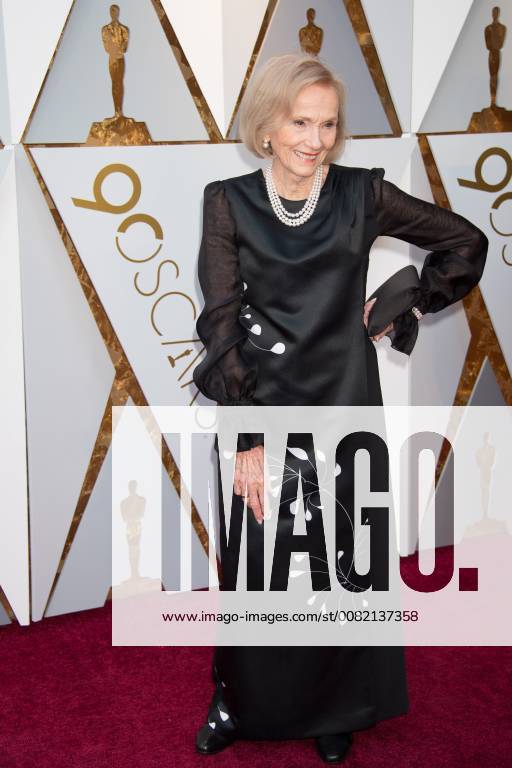 Eva Marie Saint arrives on the red carpet of The 90th Oscars® at the Dolby® Theatre in Hollywood, CA on Sunday
