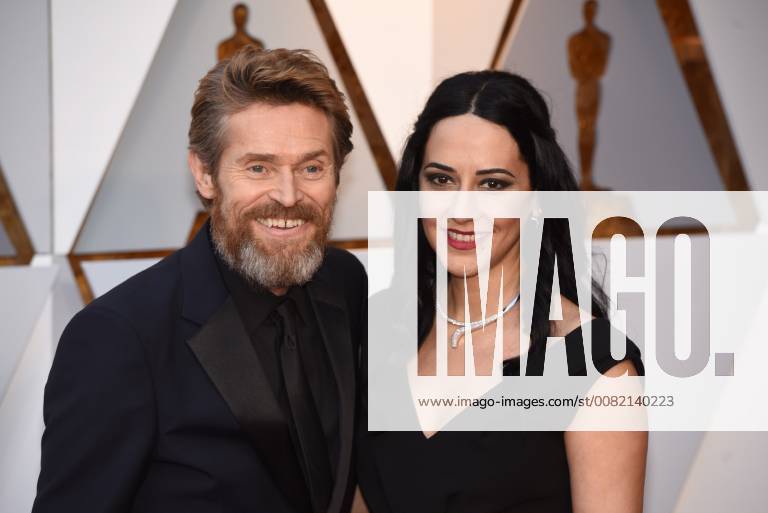 Los Angeles, California, U.S. - WILLEM DAFOE and GIADA COLAGRANDE arrives on the red carpet for the 90th Annual Academy Awards at the Dolby Theatre. Los Angeles U.S. - ZUMAz03_ 20180304_zbp_z03_158