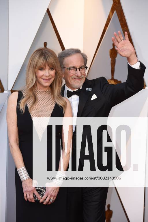 Los Angeles, California, U.S. - KATE CAPSHAW AND STEVEN SPIELBERG arrives on the red carpet for the 90th Annual Academy Awards at the Dolby Theatre. Los Angeles U.S. - ZUMAz03_ 20180304_zbp_z03_199