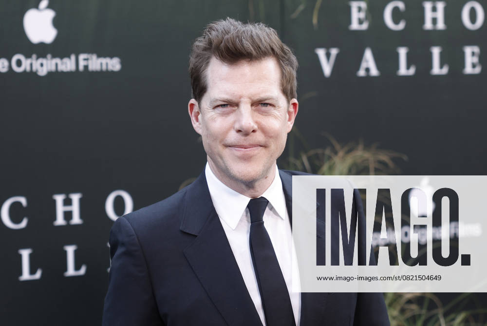 Kevin J. Walsh arrives on the red carpet for the Echo Valley New York Premiere at AMC Lincoln Square 13 on June 04, 2025 in New York City. NYP20250604232 JOHNxANGELILLO