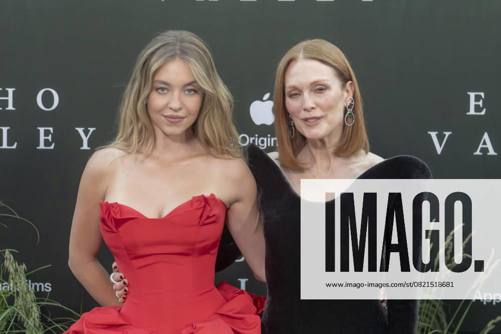 (L-R) Sydney Sweeney and Julianne Moore attend the Echo Valley New York Premiere at AMC Lincoln Square. New York United States - ZUMAs197 20250604_aaa_s197_479