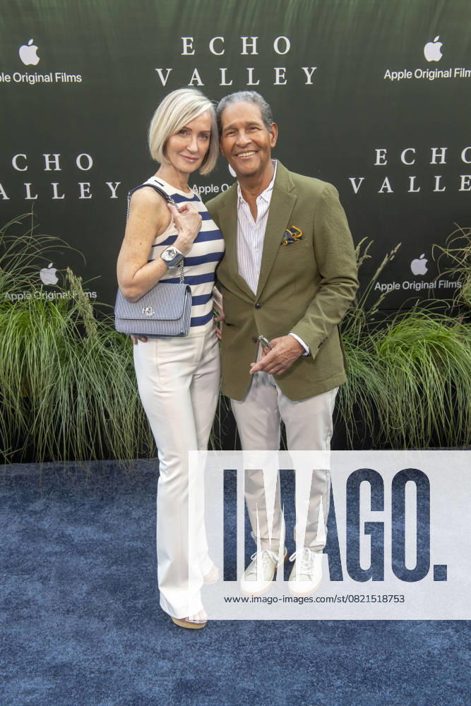 (L-R) Hilary Gumbel and Bryant Gumbel attend the Echo Valley New York Premiere at AMC Lincoln Square 13. New York United States - ZUMAs197 20250604_aaa_s197_488