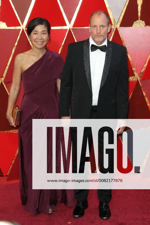 Hollywood, CA, U.S. - 04 March 2018 - Hollywood, California - Laura Louie, Woody Harrelson. 90th Annual Academy Awards presented by the Academy of Motion Picture Arts and Sciences held at Hollywood & Highland Center. Photo Credit: AdMedia Hollywood U.S. - ZUMAa123 20180304_zaa_a123_655