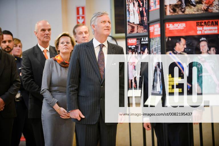 King Philippe - Filip of Belgium pictured during a royal visit to the La Famille royale fait la Une exposition organized by the Soirmag magazine, Wednesday 07 March 2018 in Brussels. The weekly publication is celebrating their 90th anniversary with an exhibition of 300 magazine covers featuring the Royal Family F. Andrieu Agencepeps Reporters Roi Philippe durand la visite de l exposition La Famille royale fait la Une organisÃ