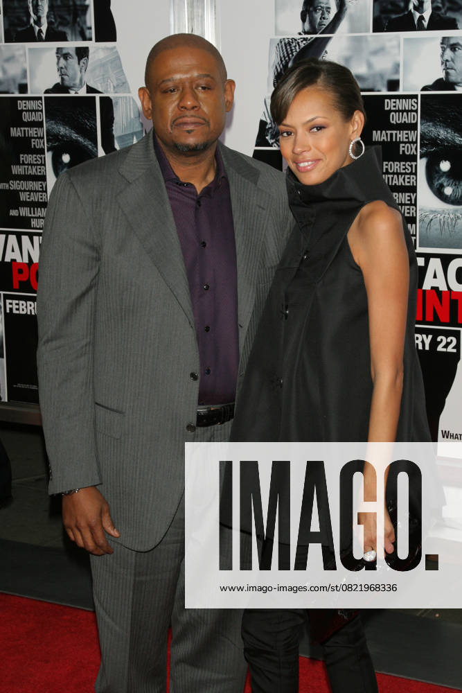 World Premiere of Vantage Point FOREST WHITAKER & KEISHA WHITAKER World Premiere of Vantage Point at the AMC Lincoln Square Cinemas, New York, NY, USA. February 20th, 2008 half length grey gray suit black dress married husband wife CAP LNC TOM TOM LNC New York NY United States