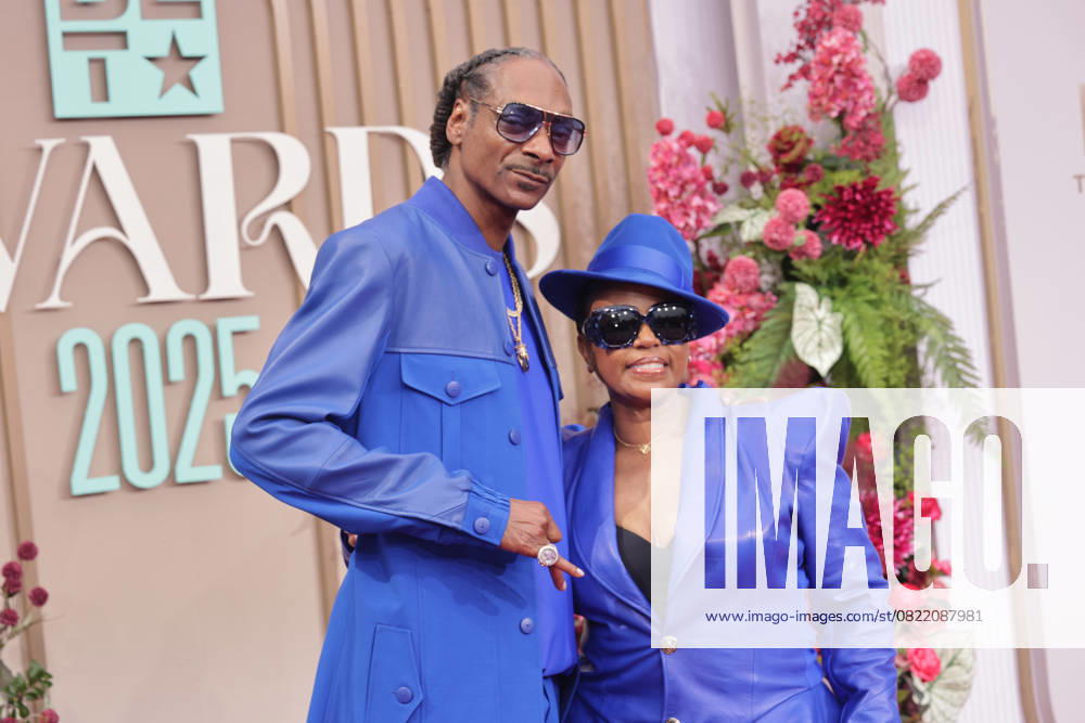 BET Awards 2025 in Los Angeles, USA - 09 Jun 2025 Snoop Dogg and Shante Broadus attend the 2025 BET Awards at Peacock Theater. Los Angeles United States