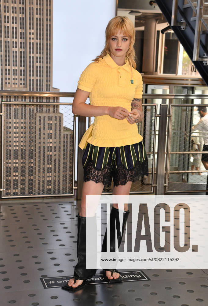 Cast of Prime Video s We Were Liars visit the Empire State Building Featuring: Esther McGregor Where: New York City, New York, United States When: 11 Jun 2025 Credit: mpi099 MediaPunch INSTARimages . NOT FOR USE BY NEWSPAPERS BASED IN THE UK.