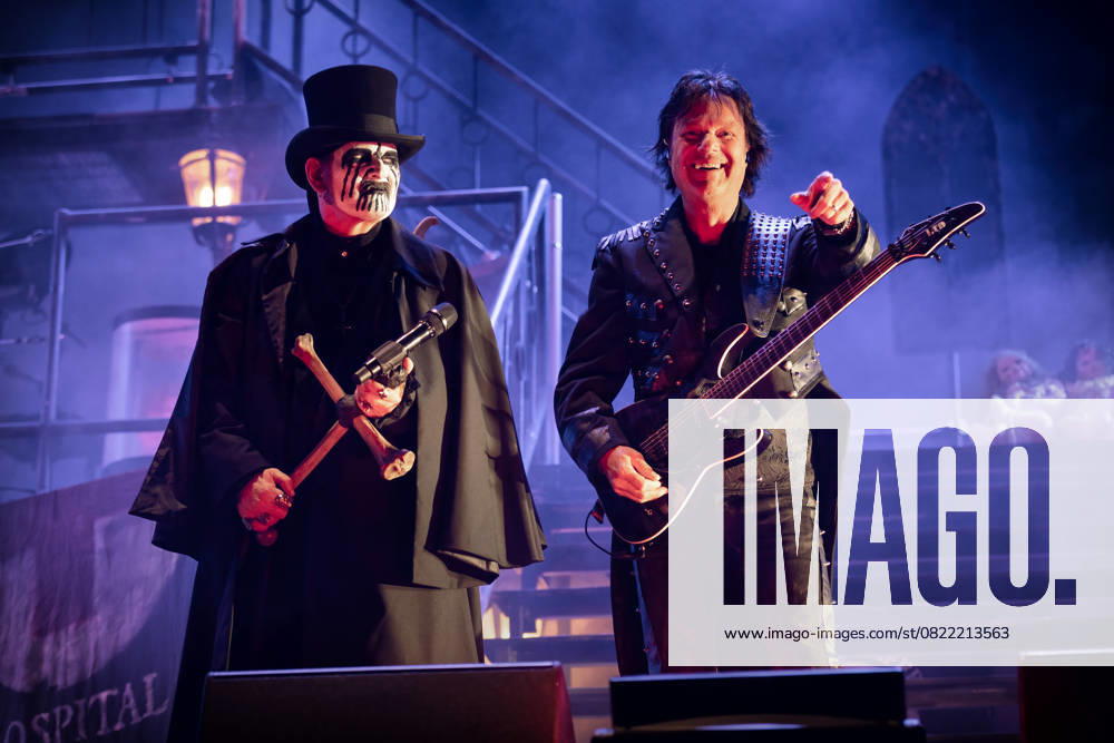 King Diamond live at Sweden Rock Festival 2025 Solvesborg, Sweden. 04th, June 2025. The Danish heavy metal vocalist and musician King Diamond performs a live concert during the Swedish music festival Sweden Rock Festival 2025 in Solvesborg. Here he is seen live on stage with guitarist Andy LaRocque (R). Sweden, Blekinge, Sölvesborg, Norje