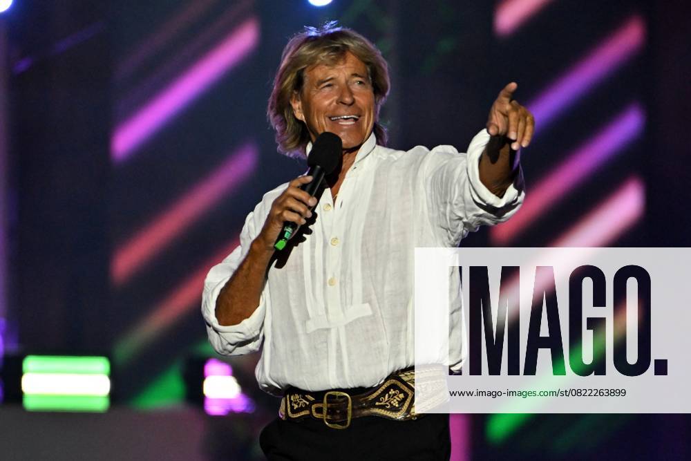 Bad Kleinkirchheim St. Oswald am Hoferriegel in Österreich (AUT) - Wenn die Musi spielt Open Air 2025 - Hansi Hinterseer,