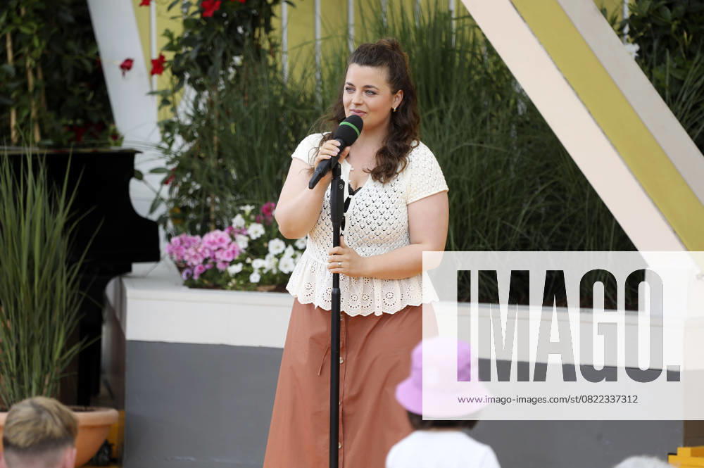 Ronja Forcher in der ARD TV-Show Immer wieder sonntags im Europa-Park. Rust