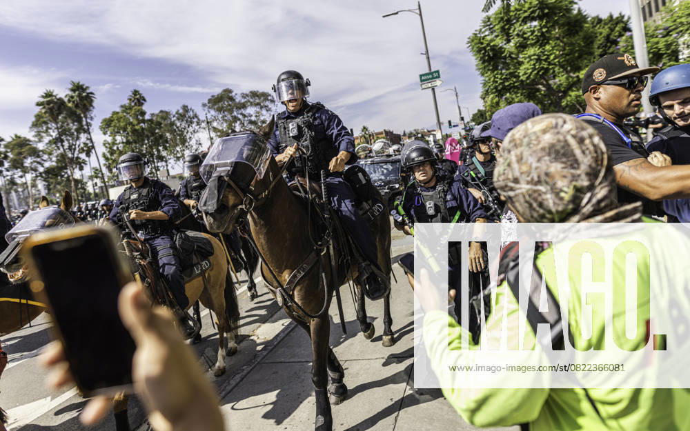 Peaceful Anti-Ice Protesters Face Off Against Law Enforcement Following No Kings Protest The LAPD charges at peaceful protesters following the No Kings protest in Downtown Los Angeles, United States, on June 14, 2025. Los Angeles United States
