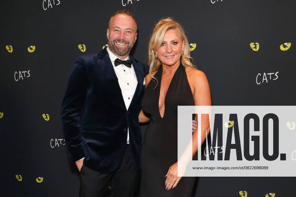 STEVE PENNELLS and KAREN LEDBURY attends the Opening Night of Cats at the Theatre Royal on June 20, 2025 in Sydney, NSW Australia - ZUMAa155 20250620_aaa_a155_048