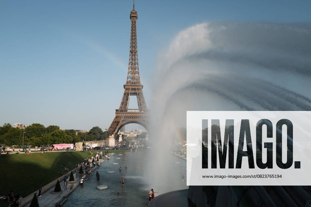 Red Alert Heatwave In Paris Parisians and tourists cool off at the Trocadero fountain in Paris, France, on July 1, 2025, as temperatures in France are expected to hit a peak today, according to the Meteo France weather agency, with some areas expected to soar beyond 40 degrees Celsius (104 degrees Fahrenheit). Paris braces for blistering temperatures, with the French capital on red alert as an early summer heatwave spreads into parts of northern Europe less accustomed to such extremes. Scientists say human-induced climate change makes such heatwave events more intense, frequent, and widespread. Paris France