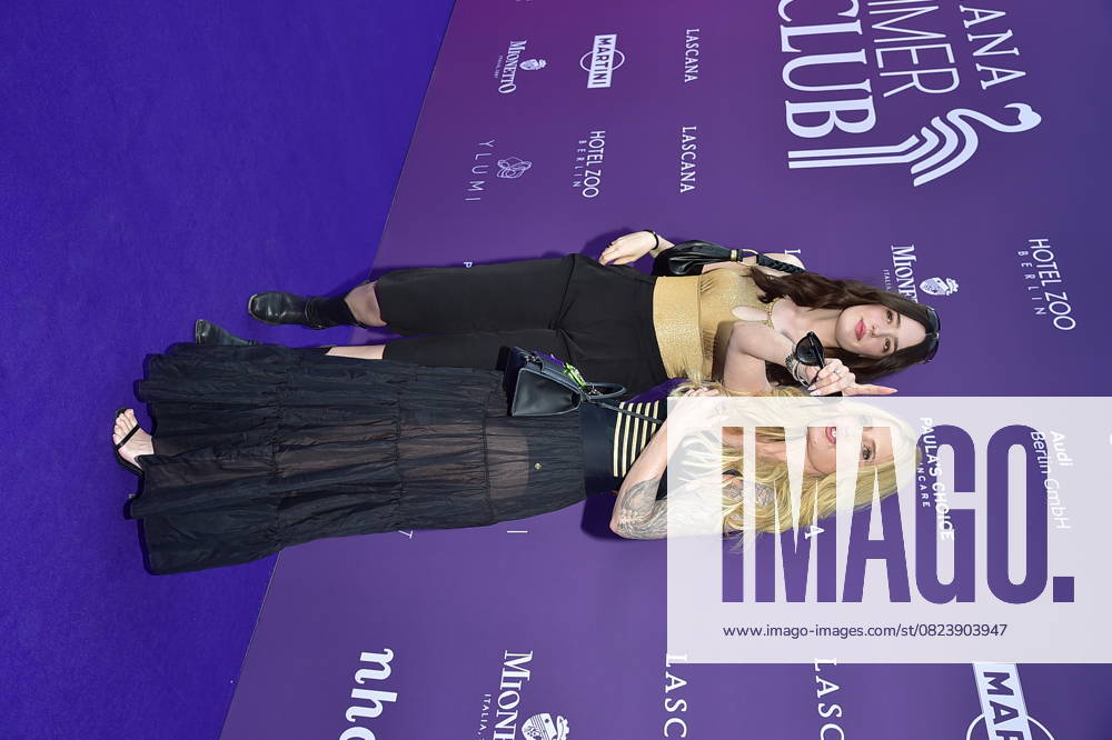 DeutschlandPremiere JURASSIC World MIrja du Mont mit Tochter Tara Neven du Mont ã LASCANA Summer Club Ò verwandelte die bekannte Hamburger Lingerie- und Beachwear-Brand die urbane Location ãMaayaÒ in Berlin-Friedrichshain in eine tropische Oase mit Pool in Berlin, am 02.07.2025