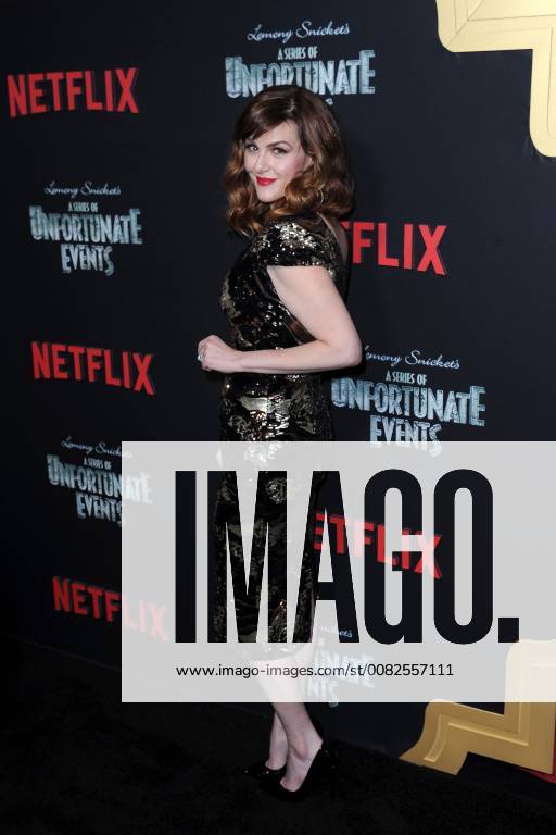 New York, NY, USA - March 29, 2018 New York City..Sara Rue attending Netflix s Lemony Snicket s A Series of Unfortunate Events Season 2 premiere on March 29, 2018 in New York City. New York USA - ZUMAny1_ 20180329_zaf_ny1_008
