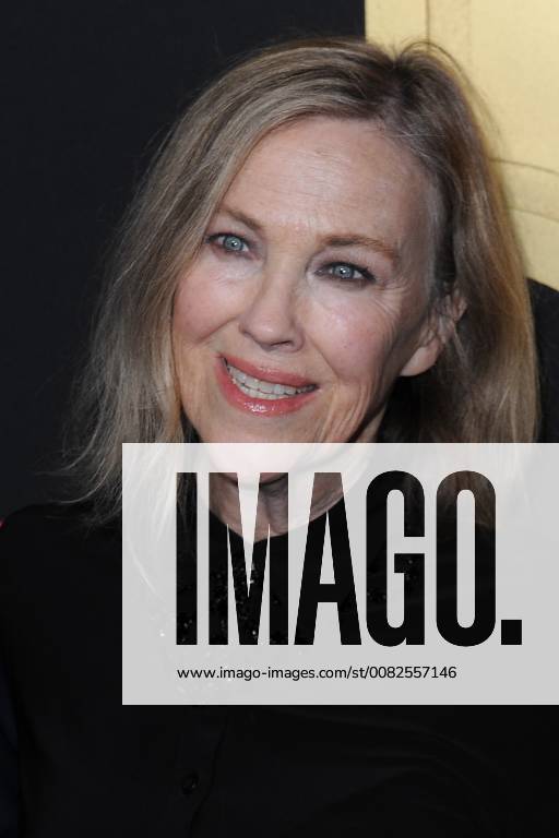 New York, NY, USA - March 29, 2018 New York City..Catherine O Hara attending Netflix s Lemony Snicket s A Series of Unfortunate Events Season 2 premiere on March 29, 2018 in New York City. New York USA - ZUMAny1_ 20180329_zaf_ny1_043