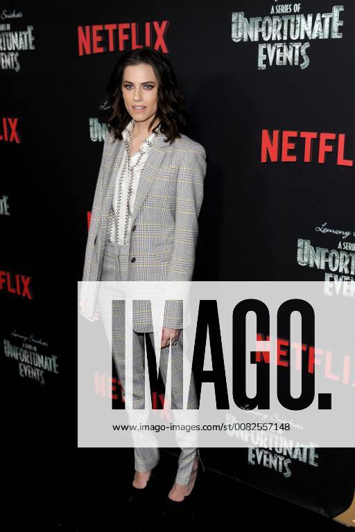 New York, NY, USA - March 29, 2018 New York City..Allison Williams attending Netflix s Lemony Snicket s A Series of Unfortunate Events Season 2 premiere on March 29, 2018 in New York City. New York USA - ZUMAny1_ 20180329_zaf_ny1_045