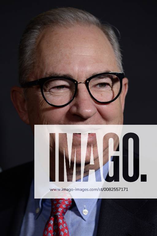 New York, NY, USA - March 29, 2018 New York City..Barry Sonnenfeld attending Netflix s Lemony Snicket s A Series of Unfortunate Events Season 2 premiere on March 29, 2018 in New York City. New York USA - ZUMAny1_ 20180329_zaf_ny1_068