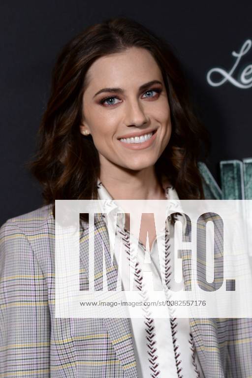 New York, NY, USA - March 29, 2018 New York City..Allison Williams attending Netflix s Lemony Snicket s A Series of Unfortunate Events Season 2 premiere on March 29, 2018 in New York City. New York USA - ZUMAny1_ 20180329_zaf_ny1_073