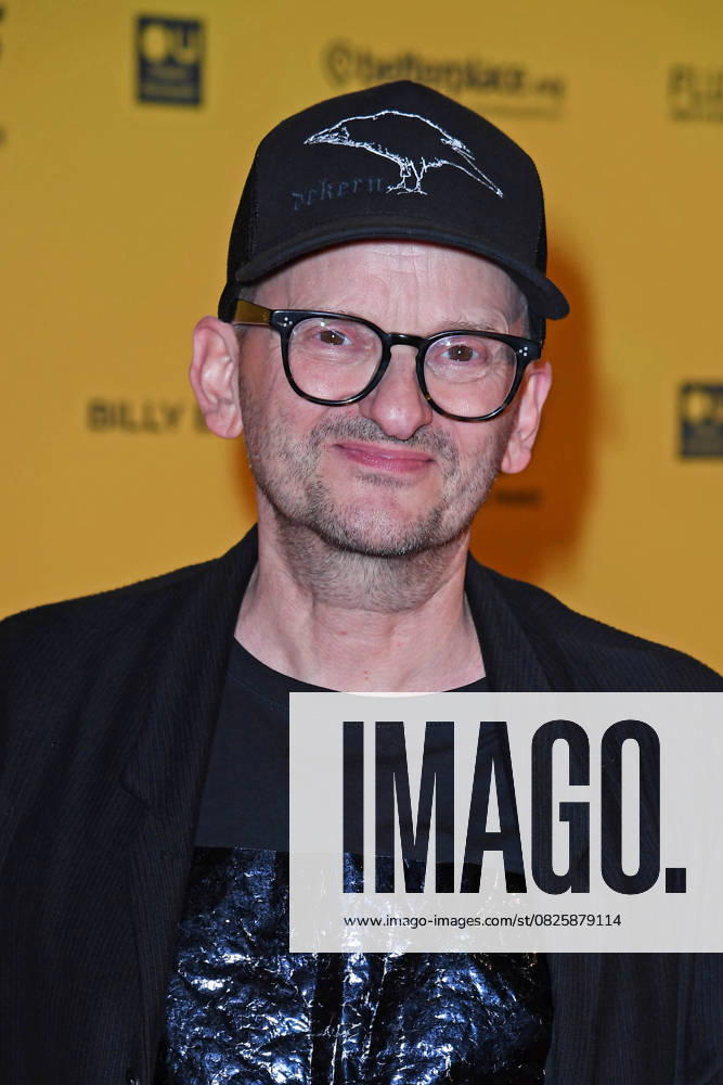 Milan Peschel bei der SchwarzeSchafe Premiere im Kino in der Kulturbrauerei in Berlin am 15.07.2025