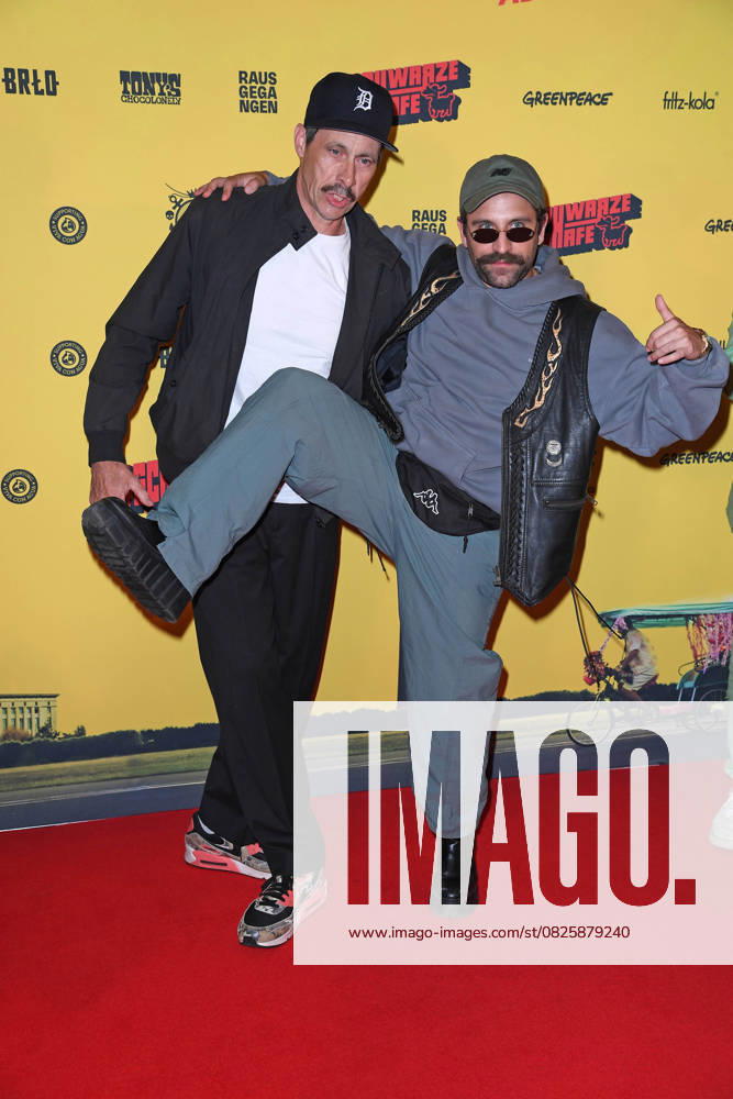 Marc Hosemann, Arman Kashani bei der SchwarzeSchafe Premiere im Kino in der Kulturbrauerei in Berlin am 15.07.2025