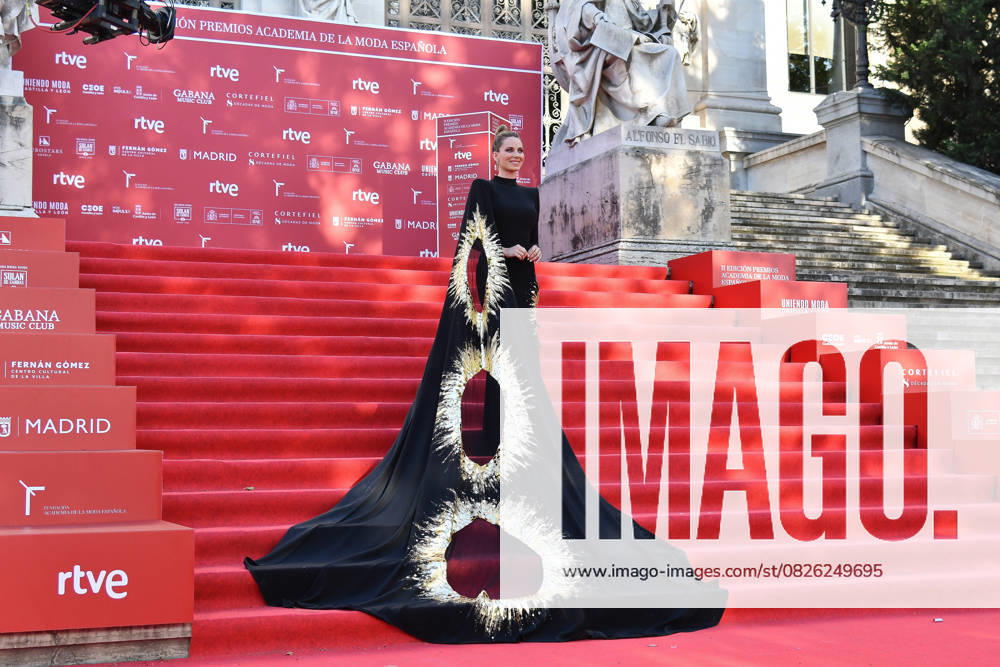 Bilder des Jahres 2025, Entertainment 07 Juli July 17, 2025, Madrid, Spain: Vanesa Romero poses on the red carpet at the Spanish Fashion Awards held at the National Library of Spain. Madrid Spain - ZUMAs197 20250717_aaa_s197_187