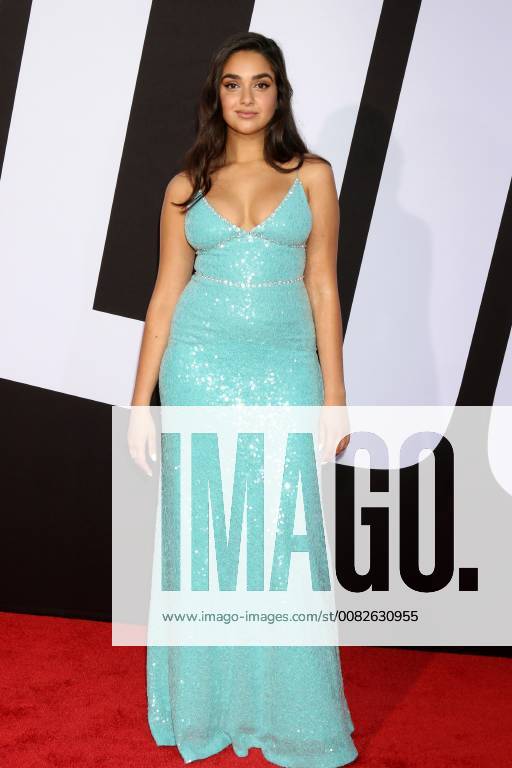 LOS ANGELES - APR 3: Geraldine Viswanathan at the Blockers Premiere at Village Theater on April 3, 2018 in Westwood, CA