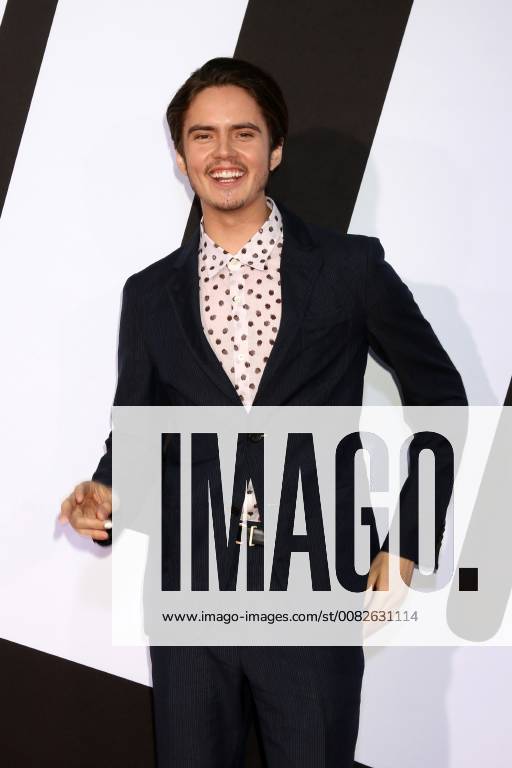LOS ANGELES - APR 3: Miles Robbins at the Blockers Premiere at Village Theater on April 3, 2018 in Westwood, CA