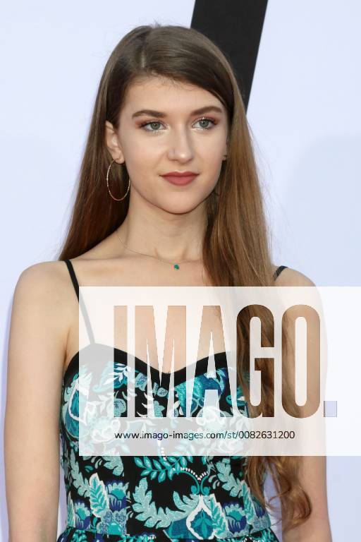 LOS ANGELES - APR 3: Casey Burke at the Blockers Premiere at Village Theater on April 3, 2018 in Westwood, CA