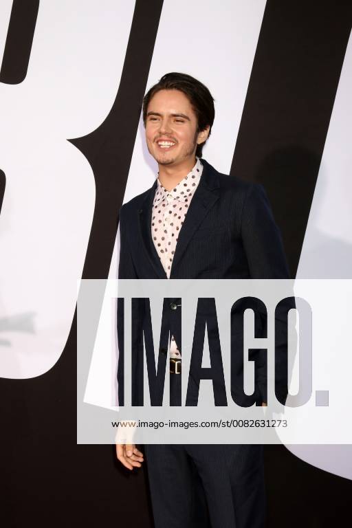 LOS ANGELES - APR 3: Miles Robbins at the Blockers Premiere at Village Theater on April 3, 2018 in Westwood, CA