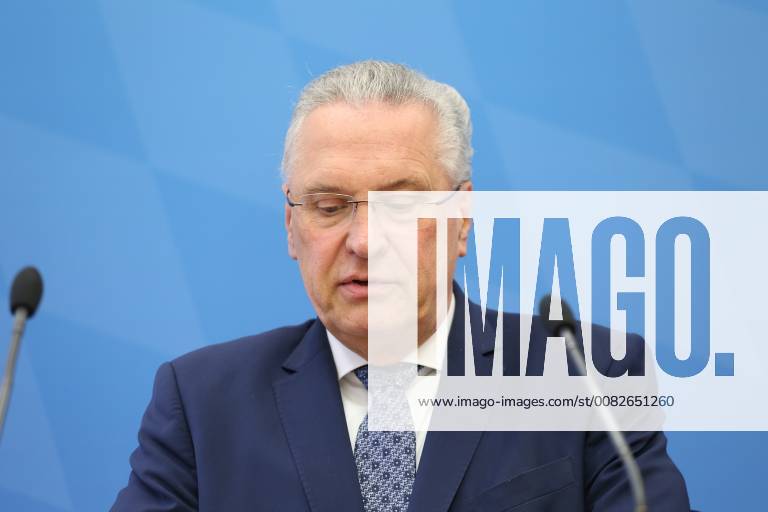 Munich, Bavaria, Germany - Joachim Herrmann speaks, in Munich, Germany, on April 5, 2018. The minister of interiour Joachim Herrmann and the President of the Verfassungsschutz ( Secret Service). They talked about Islamism, Right-wing extremism, left-wing extremism and cyber crminality. Munich Germany - ZUMAn230 20180405_zaa_n230_091