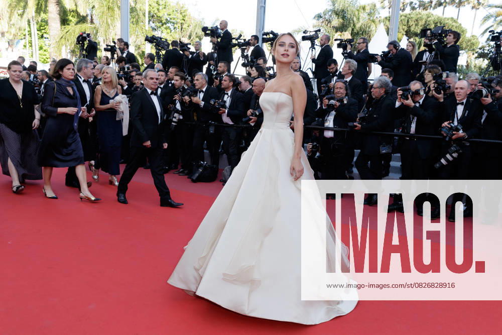 Kimberley Garner - Montée des marches du film « Les Filles du Soleil » lors du 71ème Festival International du Film de Cannes. Le 12 mai 2018 Borde-Jacovides-Moreau Bestimage Red carpet for the movie « Girls Of The Sun » during the 71th Cannes International Film festival. On may 12th 2018 Cannes France