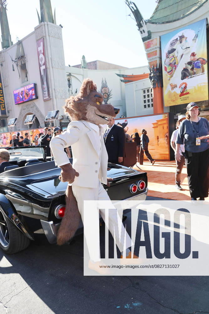 Wolf Character, Chevrolet Camaro at the Premiere of The Bad Guys 2 at the TCL Chinese Theatre IMAX Los Angeles USA - ZUMAg107 20250723_zep_g107_172
