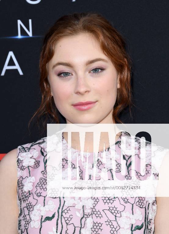 Hollywood, CA, U.S. - 09 April 2018 - Hollywood, California - Mina Sundwall. NETFLIX s Lost in Space Season 1 Premiere Event held at Arclight Hollywood Cinerama Dome. Photo Credit: AdMedia Hollywood U.S. - ZUMAa123 20180409_zaa_a123_077