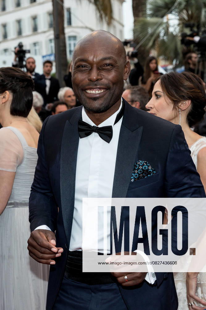 Jimmy Jean-Louis - Montée des marches du film Les plus belles années d une vie lors du 72ème Festival International du Film de Cannes. Le 18 mai 2019 Jacovides-Moreau Bestimage Red carpet for the movie Les plus belles années d une vie during the 72nd Cannes International Film festival. On may 18th 2019 Cannes France