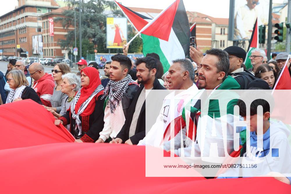 Pro-Palestinian demonstrators march in Italy MILAN, ITALY - APRIL 12: Thousands of demonstrators march at the square while holding Palestinian flags, as they chant for stopping the genocide in Gaza , no displacement of Palestinians and immediate permanent ceasefire , on April 12, 2025 in Milan, Italy. Lombardia Italy. Editorial use only. Please get in touch for any other usage.