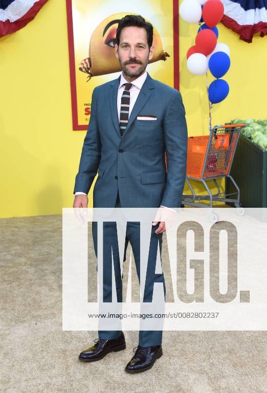 Paul Rudd arriving at the premiere of Sausage Party in Westwood, California - Aug 9, 2016 - Westwood Premiere of Sausage Party, Westwood California United States Regency Village Theatre
