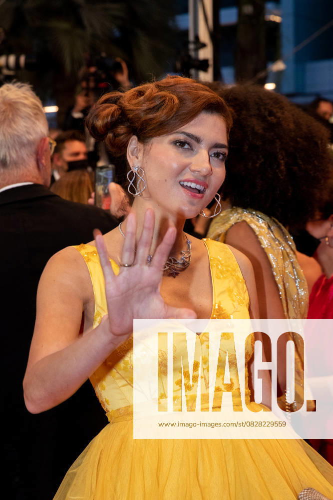 Blanca Blanco - Montée des marches du film « Flag Day» lors du 74ème Festival International du Film de Cannes. Le 10 juillet 2021 Borde-Jacovides-Moreau Bestimage Red carpet for the movie « Flag Day » during the 74th Cannes International Film festival. On July 10th 2021 Cannes France