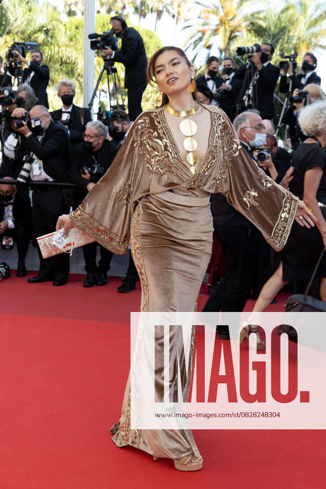 Blanca Blanco - Montée des marches du film « L’histoire de ma femme - The story of my wife » lors du 74ème Festival International du Film de Cannes. Le 14 juillet 2021 Borde-Jacovides-Moreau Bestimage Red carpet for the movie « The story of my wife » during the 74th Cannes International Film festival. On July 14th 2021 Cannes France